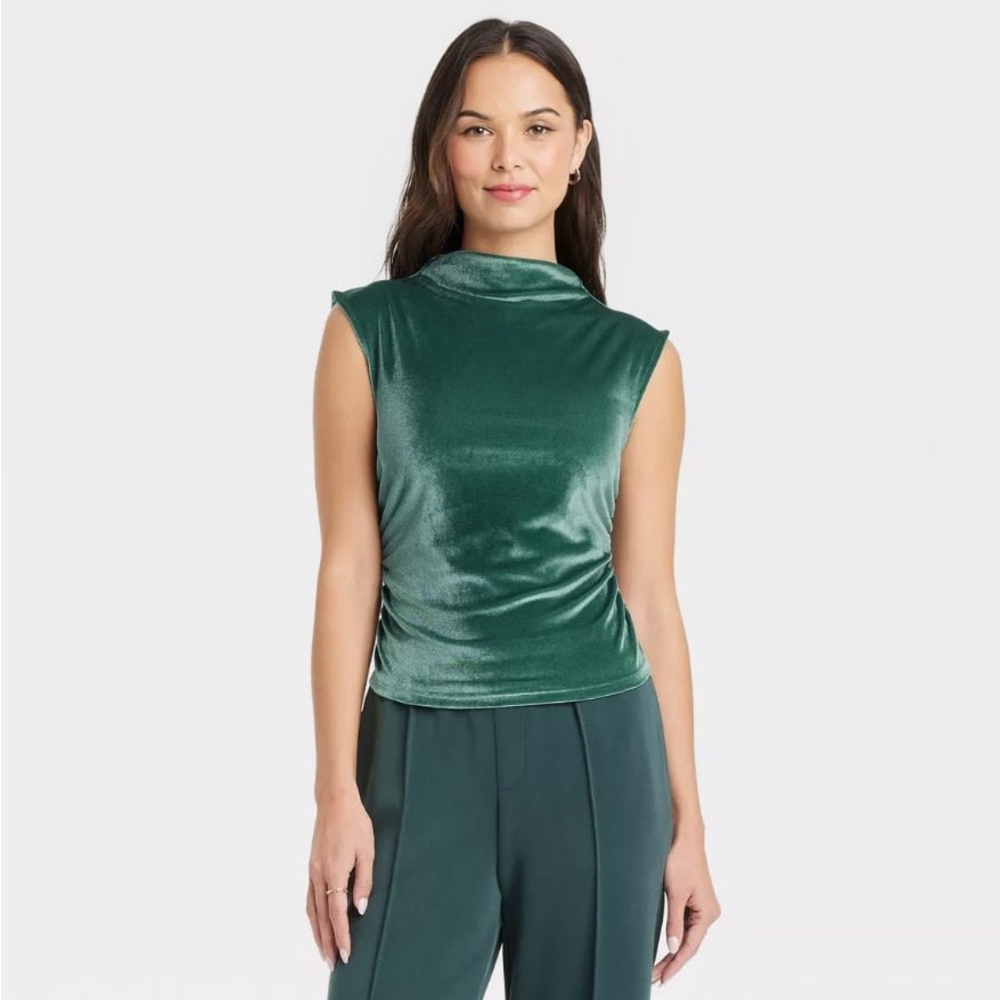 Velvet Top - Picture 2 of 3